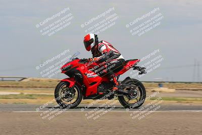 media/Sep-10-2023-Pacific Track Time (Sun) [[44210541ad]]/Group B/1220pm (Wheelie Bump)/